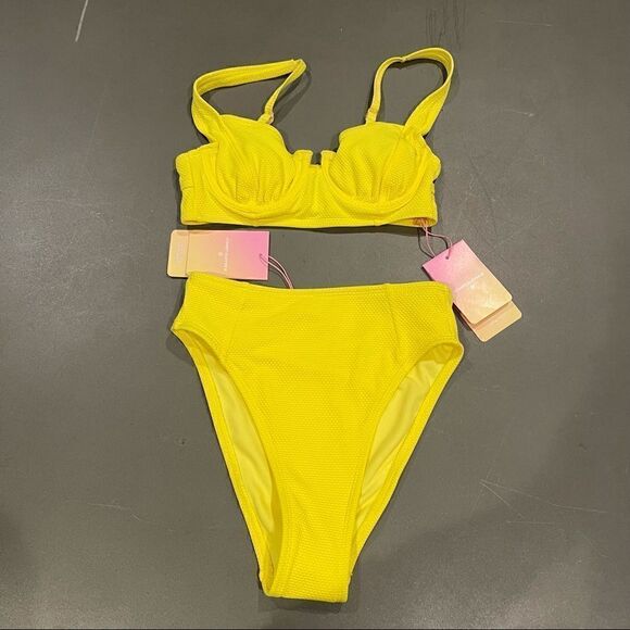 Stoney Clover Lane x Target Textured Bikini Top and High-Waist Bottom set - Picture 2 of 5